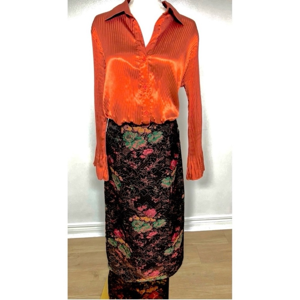 Vintage  Floral Brocade Tapestry Pencil Maxi Skirt – Red, Gold by April Cornell - Picture 7 of 16